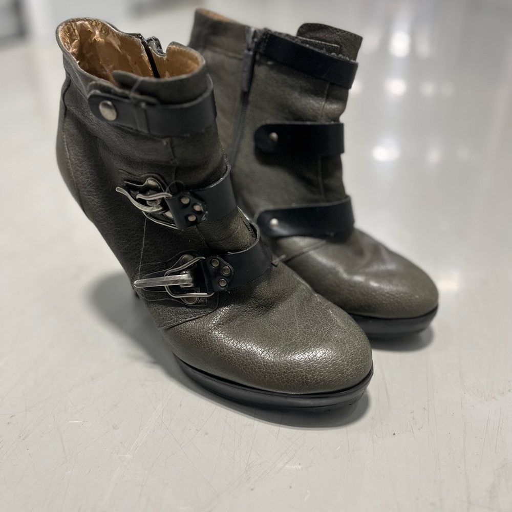 Nine West Women’s Booties Heels 7.5 - Picture 3 of 12